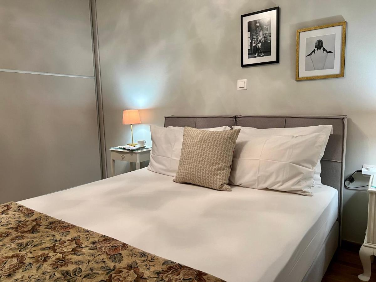 Mrs Holiday Apartment Athena Bagian luar foto